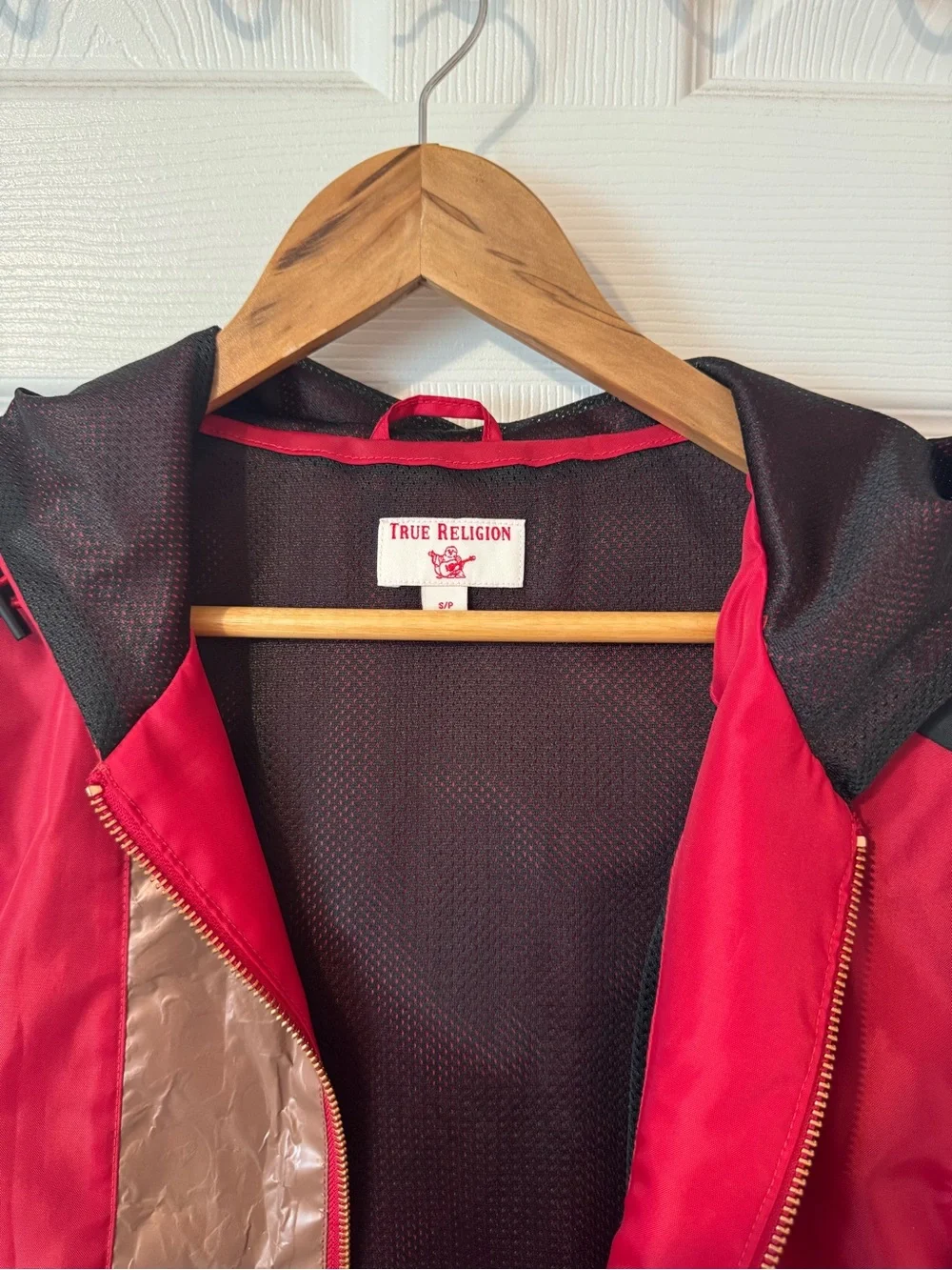 True Religion Red & Black Hooded Windbreaker Jacket Size Small